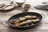 Pan-à-moi cast iron fish pan with excalibur non-stick coating 38x26cm