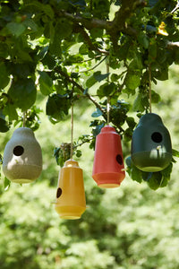 Vogelhuisje uit bamboevezel okergeel