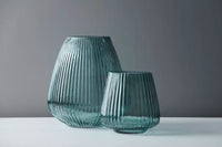 Vase green ø 17.7cm H 18cm