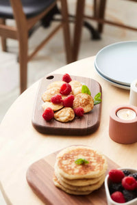 Walnut wood serving board 22.5x15cm FSC®