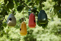 Vogelhuisje uit bamboevezel okergeel