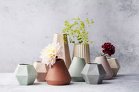 Geribbelde vaas uit bamboevezel gebroken wit ø 9.2cm H 15.2cm