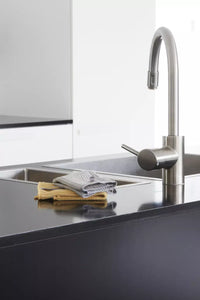 Set van 2 doeken uit microvezel geel/grijs 24x24cm