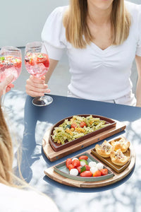 Sharing round acacia serving tray w/ magnets 33x33x2cm FSC®