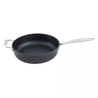 Pan-à-moi  lightweight cast iron sauté pan with excalibur non-stick coating ø 28cm