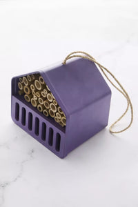 Insectenhotel huis uit bamboevezel paars 16x13x16cm