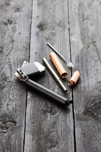 Telescopic straw with cleaning brush in metal holder rosé or mat black