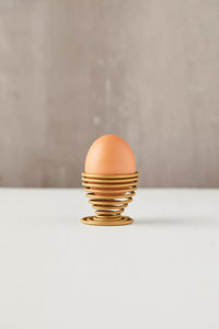 Wire egg cup gold