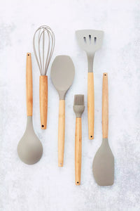 Borstel met bamboe handvat taupe