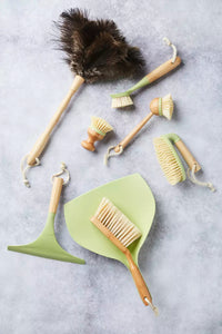 Brosse à vaisselle en bambou et matière synthétique recyclée